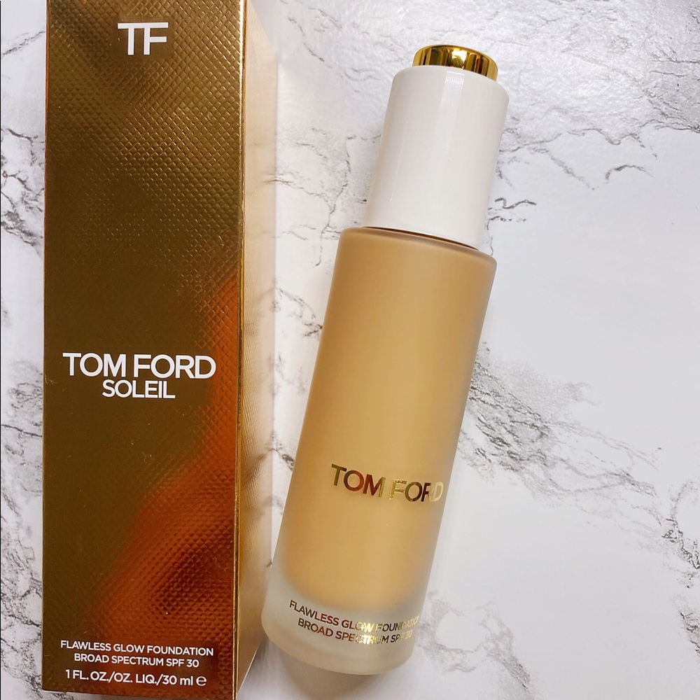 Tom Ford SOLEIL Glow Foundation Natural authentic